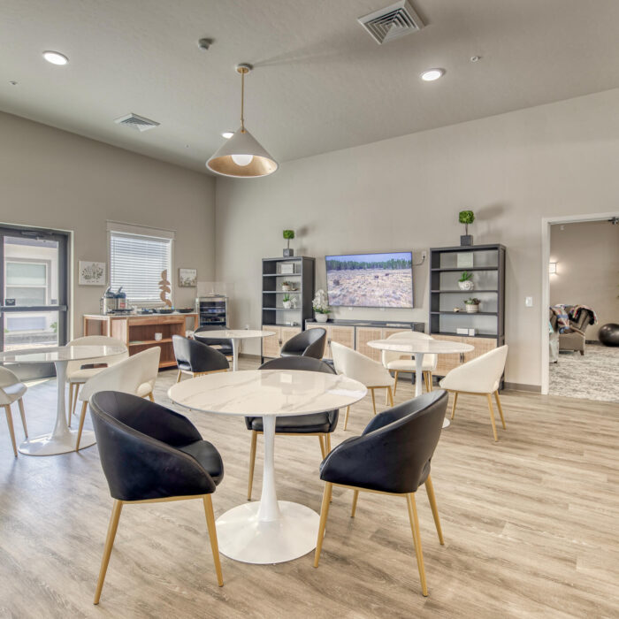 Bistro and Coffee Lounge - Grace Assisted Living Fruitland
