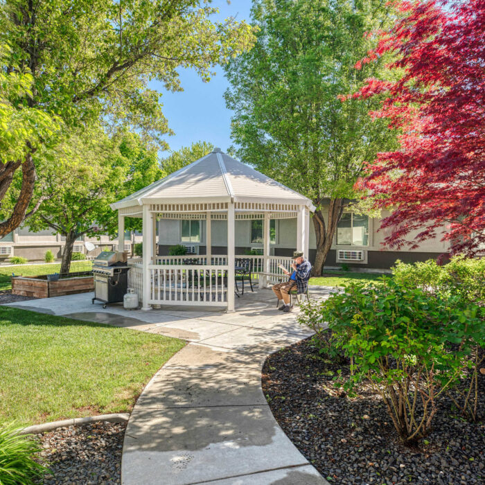 Grace Assisted Living Meridian - Courtyard with Gazebo